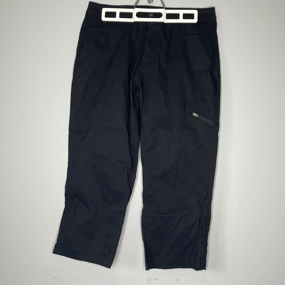 Eddie Bauer Capri Pants